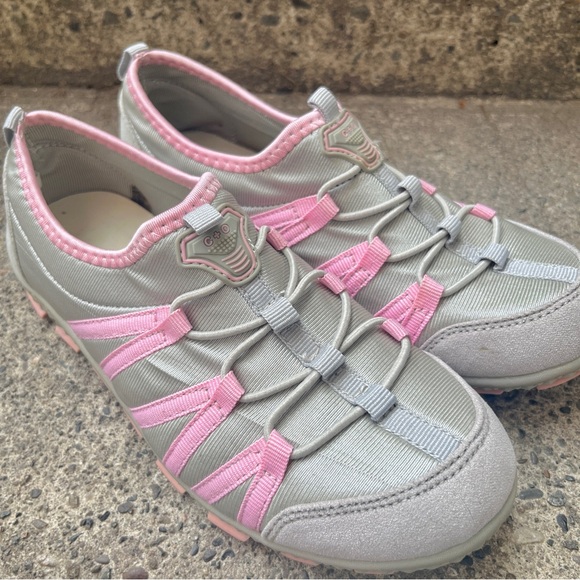 Cutest y2k C+O pink and grey straps trainers - Picture 10 of 16